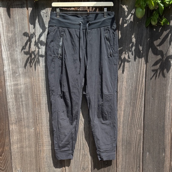 Athleta Pants - Athleta Black Trekkie North Jogger Pants